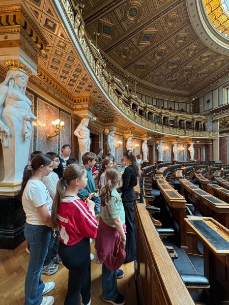 Parlament2