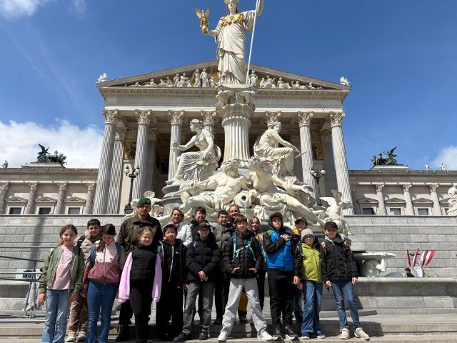 Parlament9